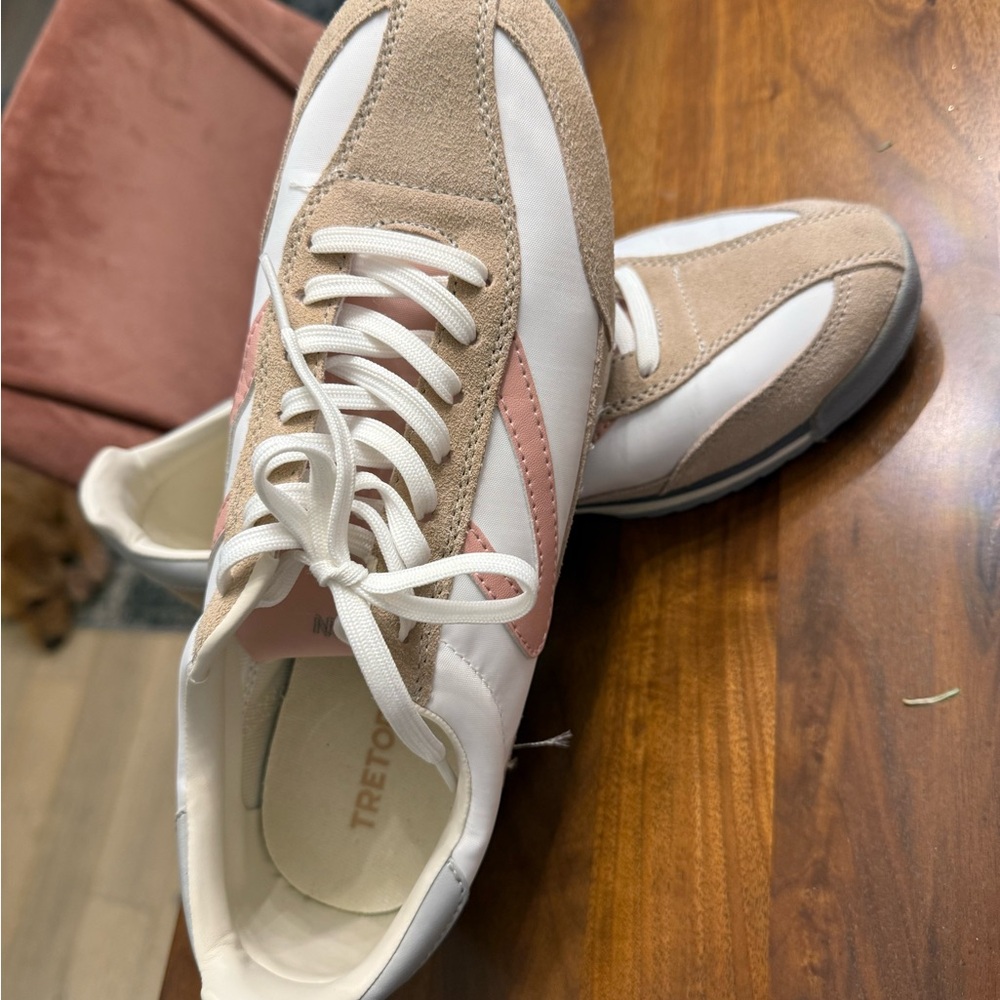 Tretorn Beige and White Casual Sneakers
